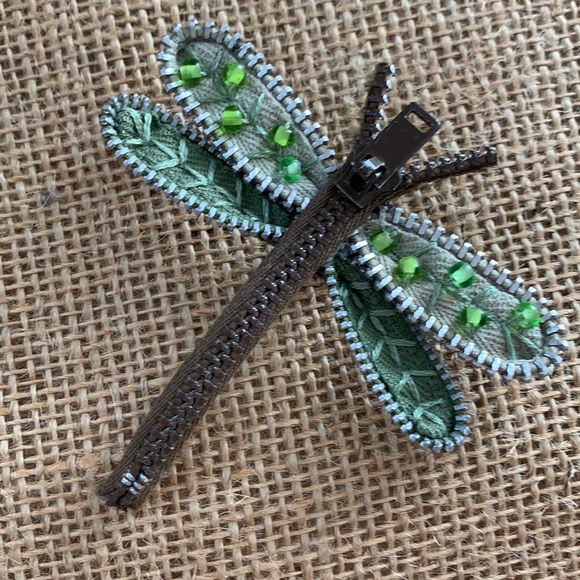 Hand Crafted Accessories - Brown Dragonfly Zipper Pin